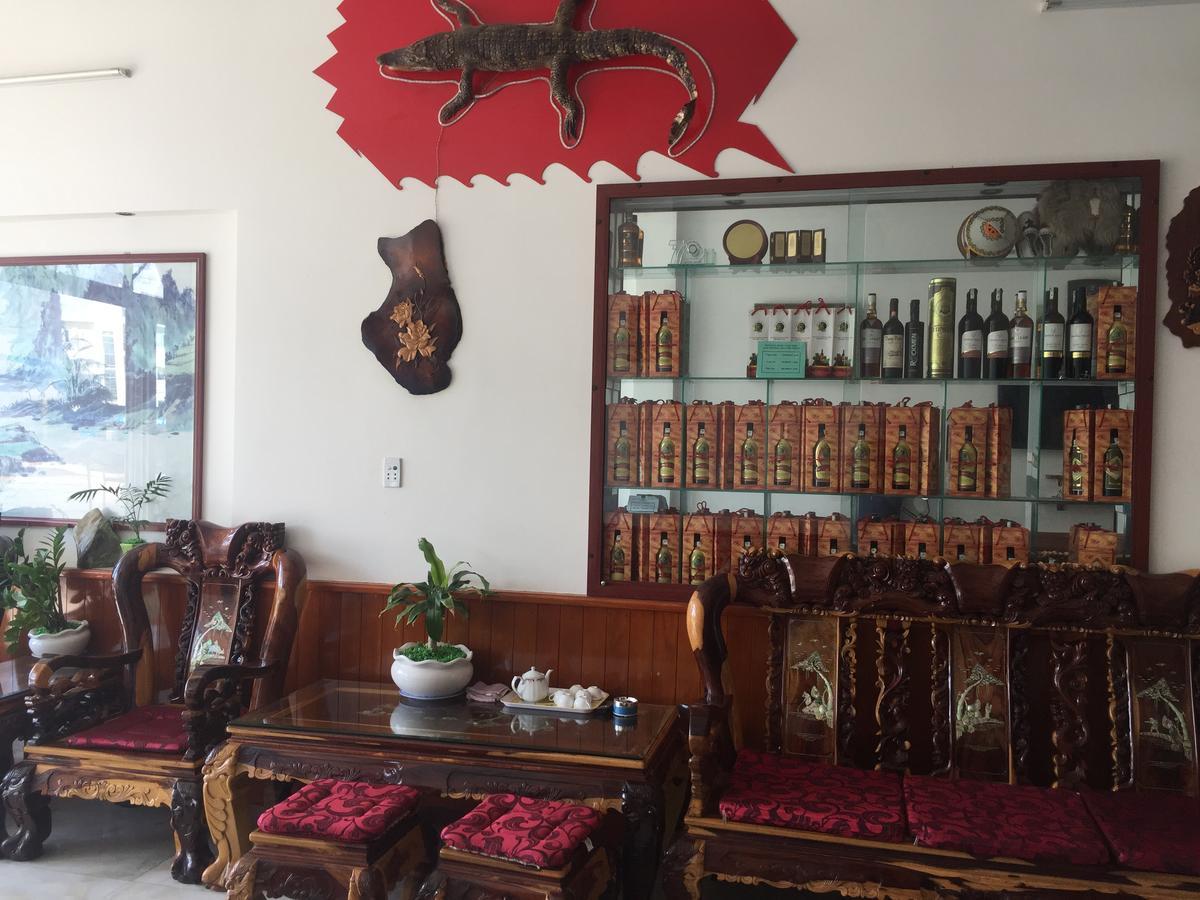 Hotel Hoang Dung Kinh Dinh Exterior foto