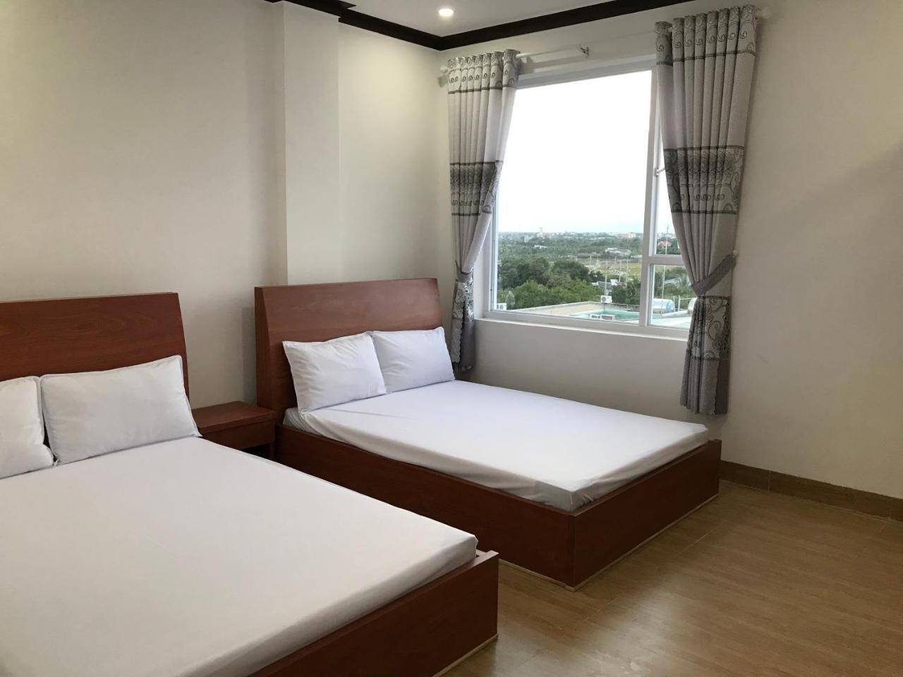 Hotel Hoang Dung Kinh Dinh Exterior foto