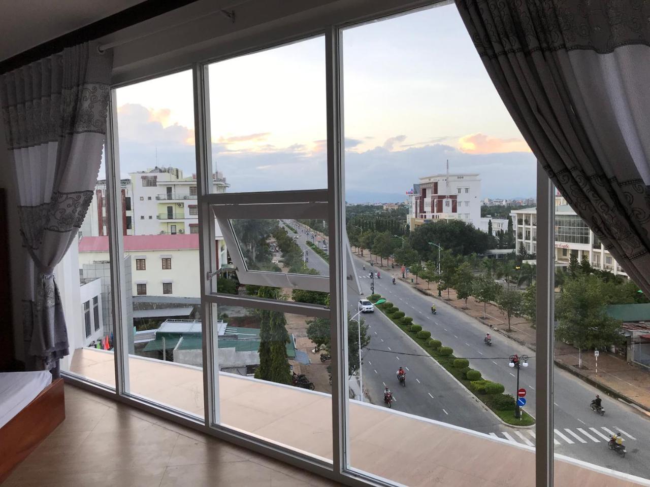 Hotel Hoang Dung Kinh Dinh Exterior foto